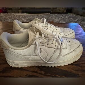Men’s Nike Air Force 1’s, size 11